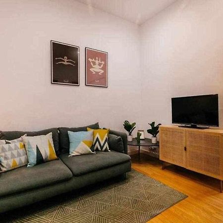 Cozy & Central Apartment บาร์เซโลนา ภายนอก รูปภาพ